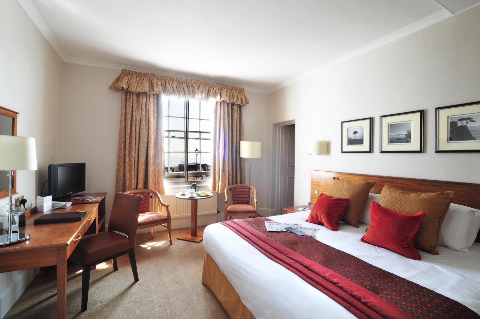 אלדברג The White Lion Hotel מראה חיצוני תמונה