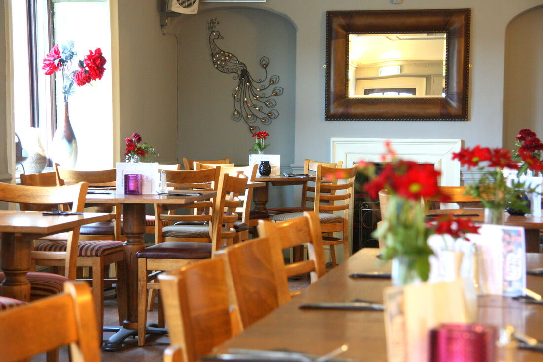 אלדברג The White Lion Hotel מראה חיצוני תמונה